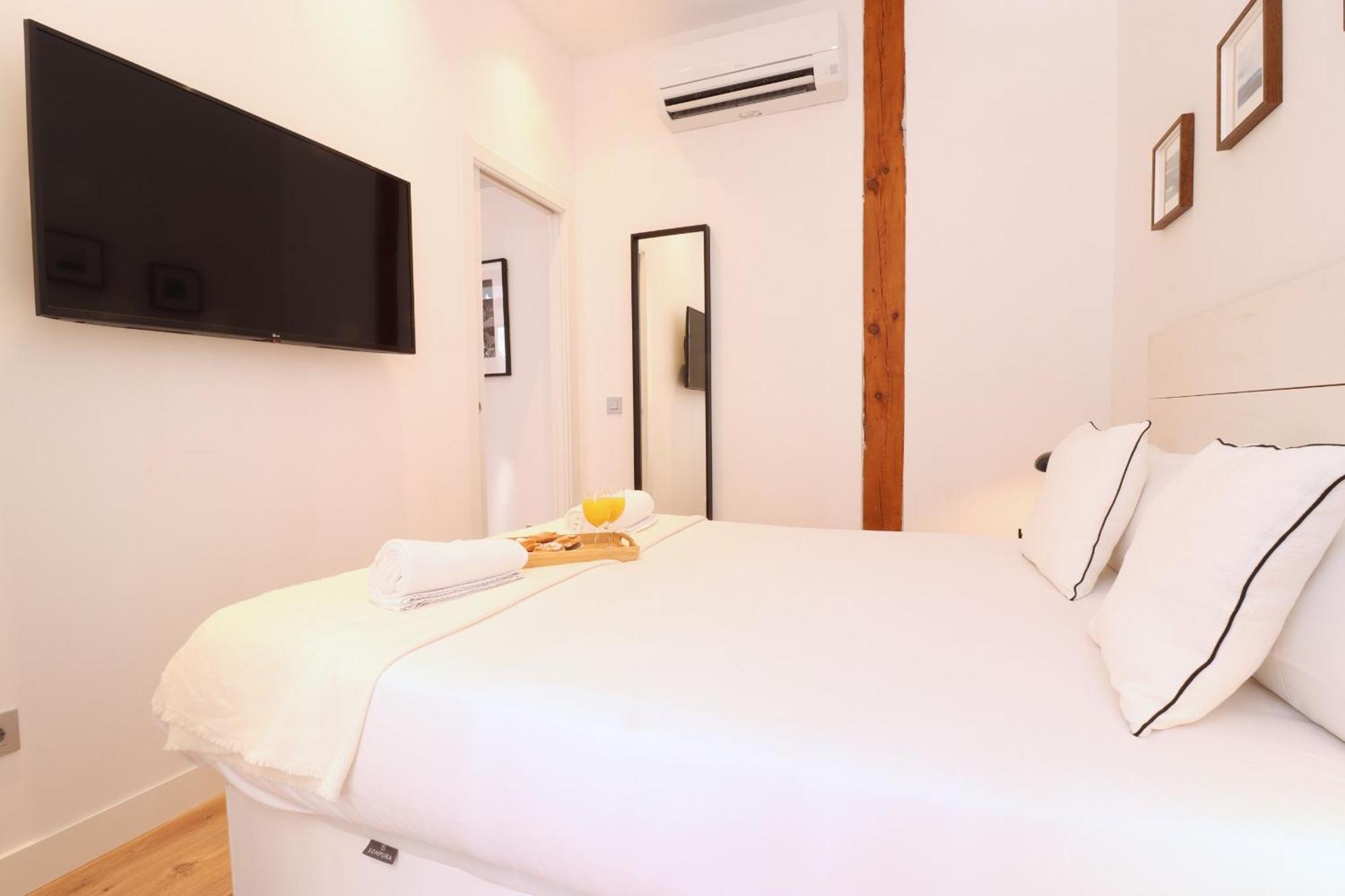 Reina Sofia Suite I Madrid Ngoại thất bức ảnh