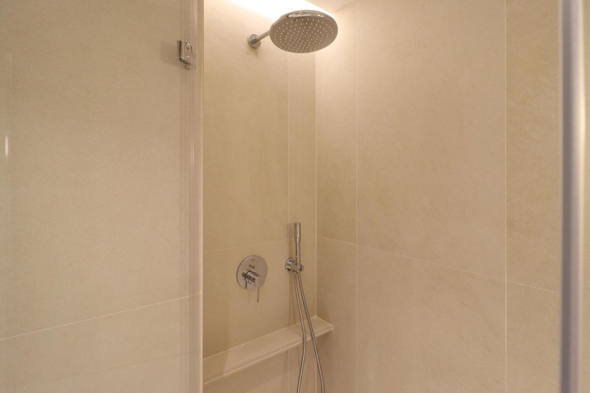 Reina Sofia Suite I Madrid Ngoại thất bức ảnh